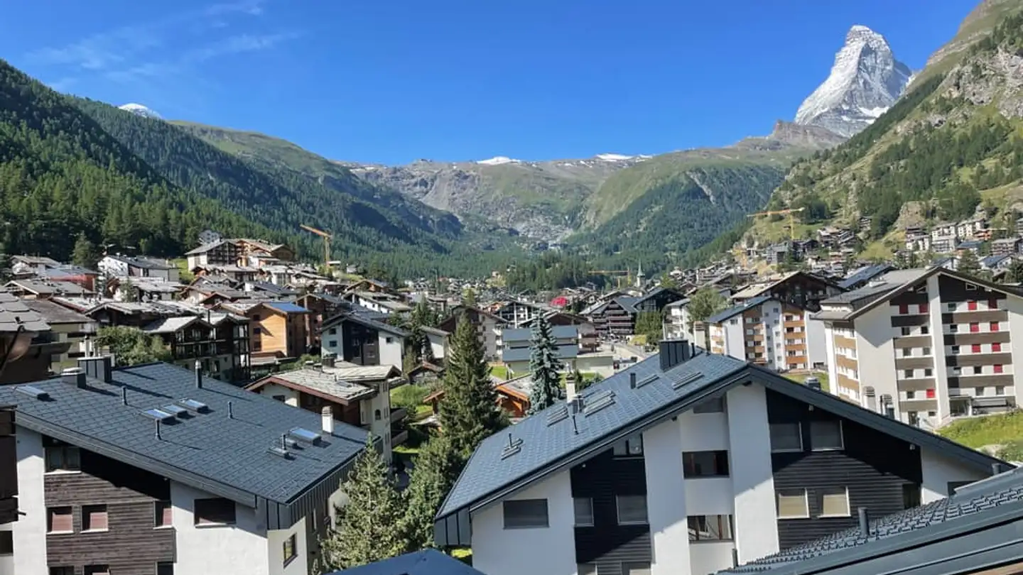 Apartment for sale - 3920 Zermatt - Photo 2