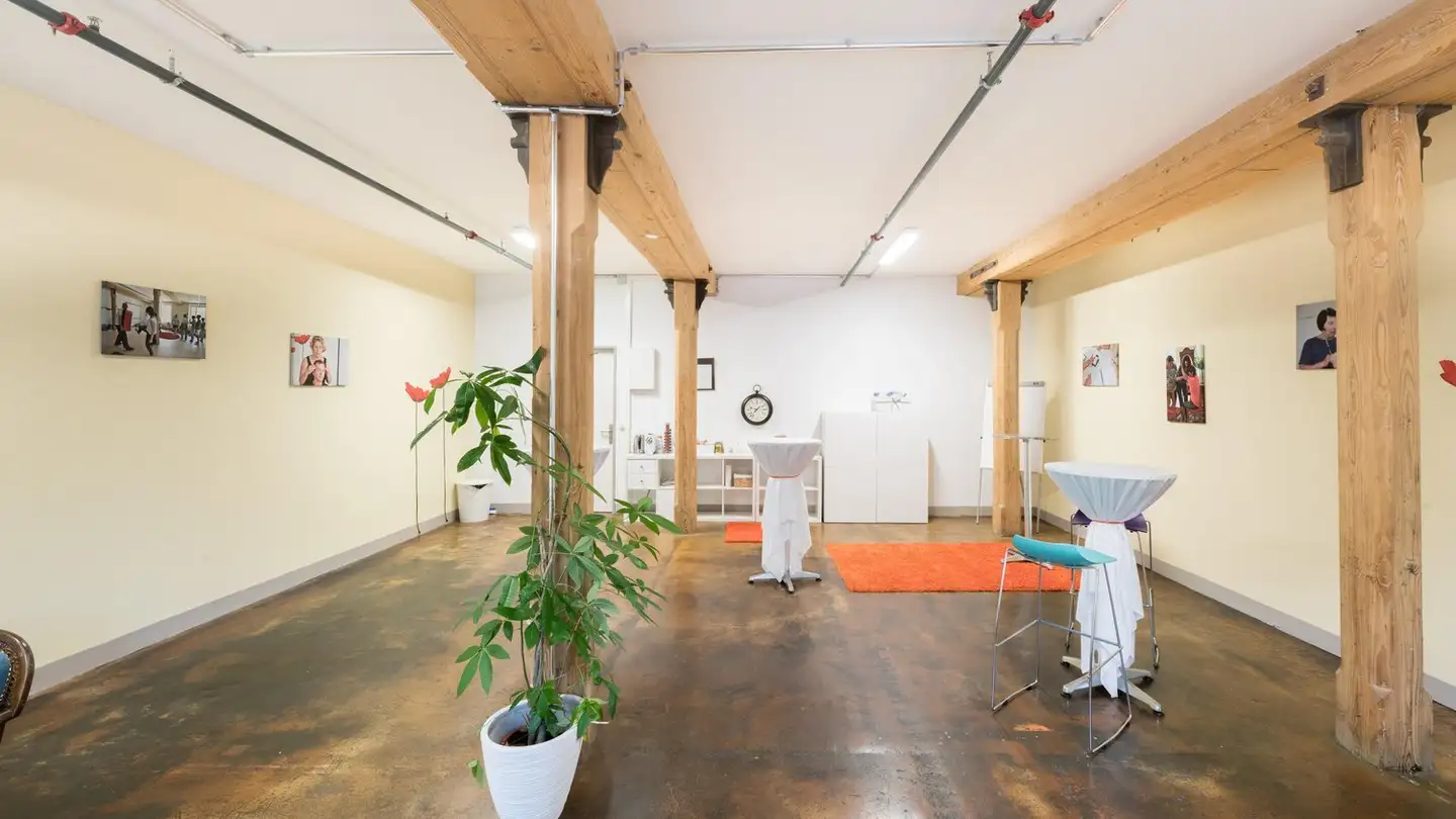 Bürofläche mieten - Zürichstrasse 17, 8607 Aathal-Seegräben - Foto 3