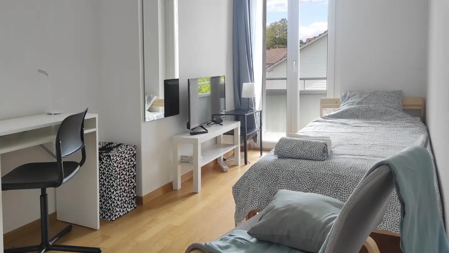 Single room for rent - 8952 Schlieren