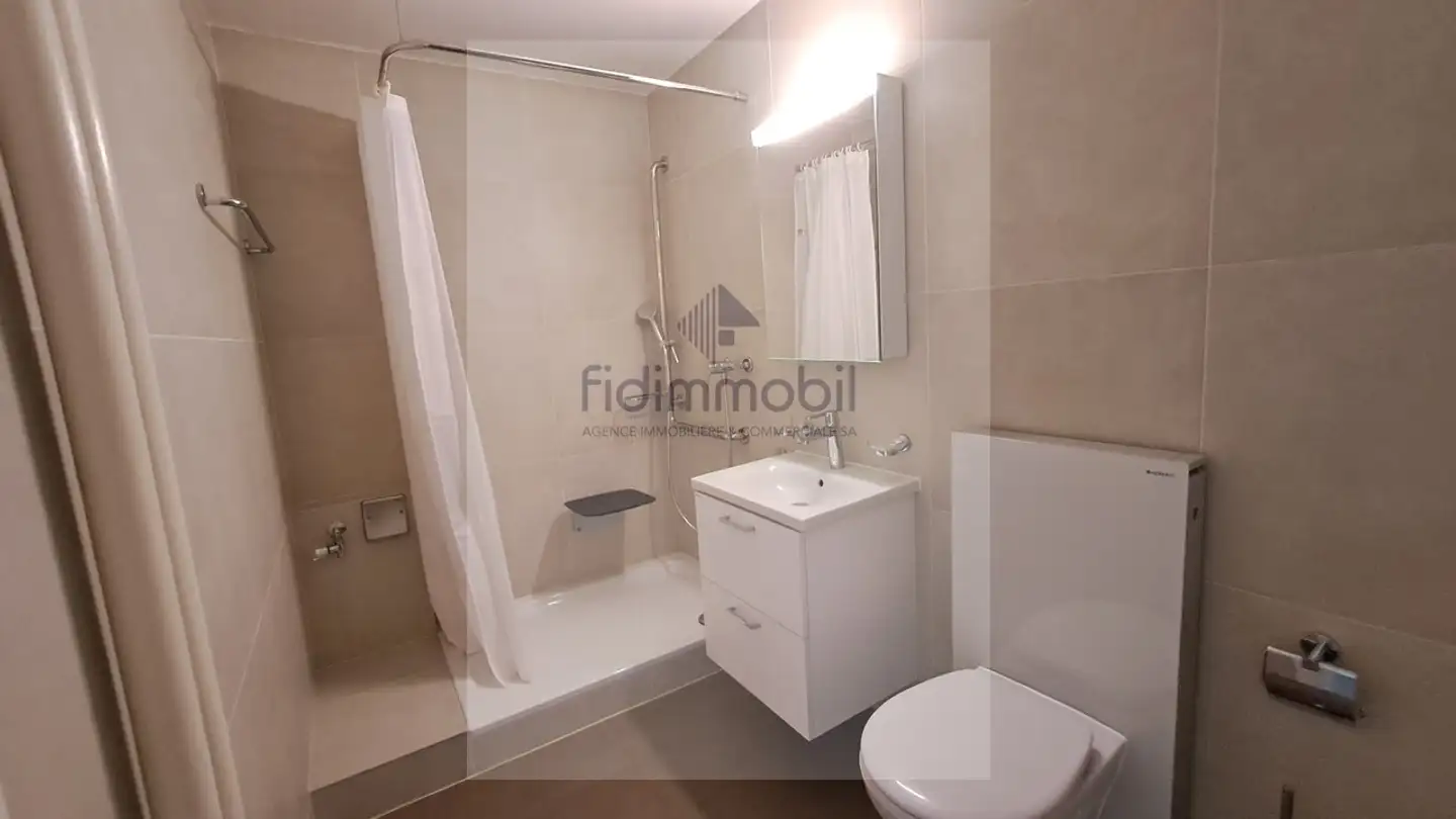 Appartement à louer - Rue De La Croix-Fédérale 36, 2300 La Chaux-de-Fonds - Photo 3