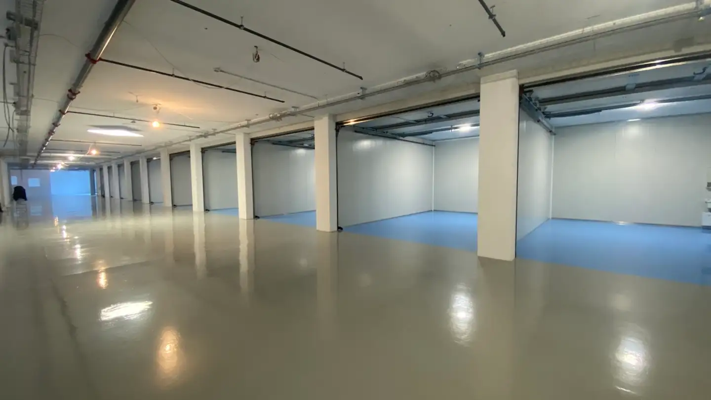 Espace de stockage à vendre - Zone Industrielle, 1844 Villeneuve VD