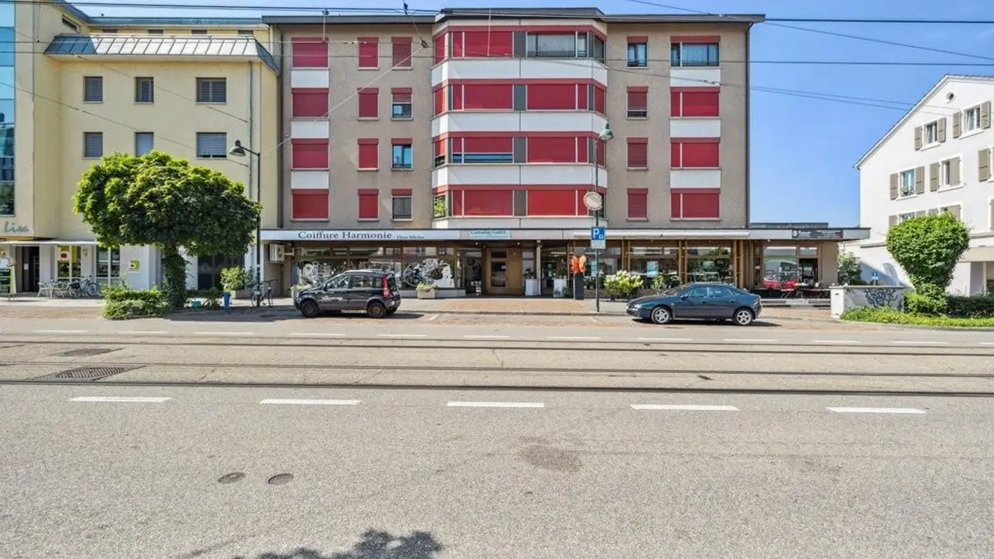 Tiefgaragenstellplatz mieten - Hauptstrasse 52, 4127 Birsfelden