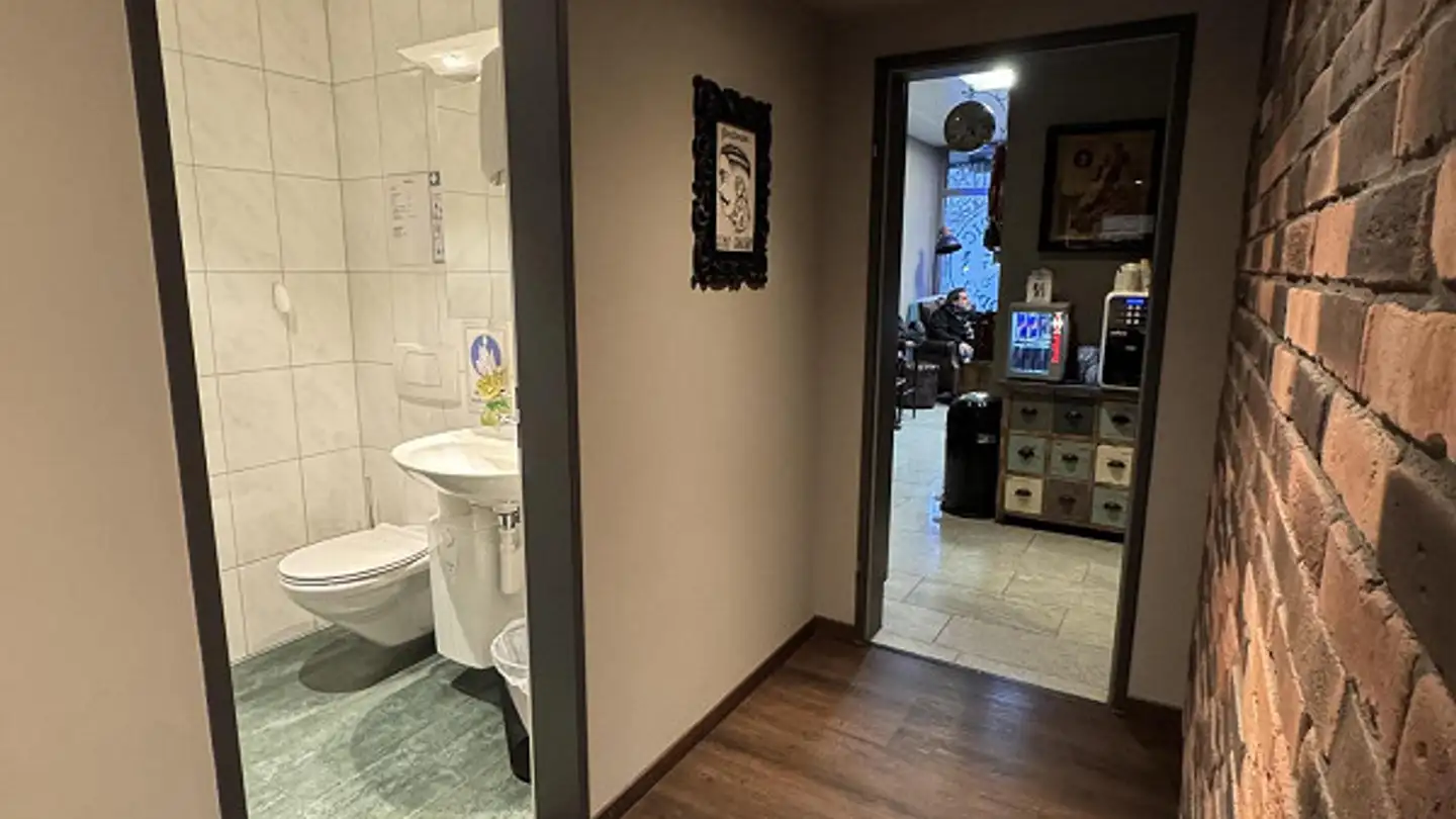 Arztpraxis mieten - Hauptstrasse 82, 4132 Muttenz - Foto 4