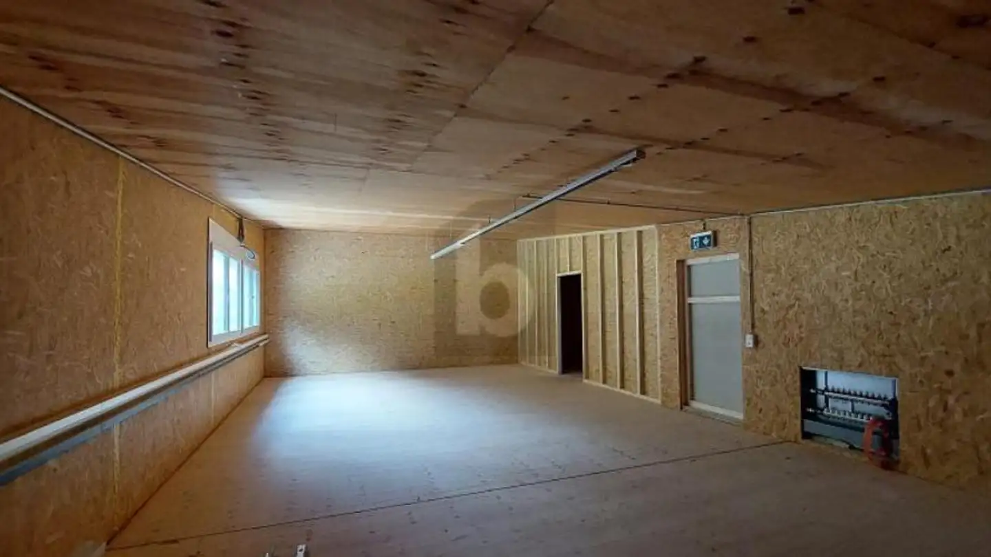 Office space for rent - 6472 Erstfeld - Photo 4