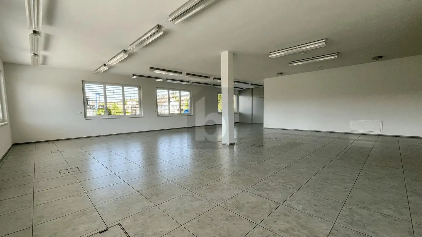 Office space for rent - 5621 Zufikon