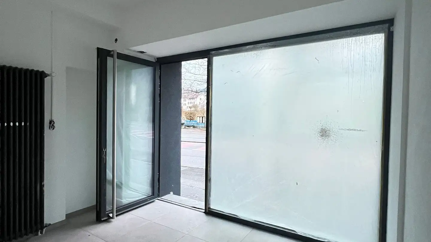 Kiosque à vendre - Avenue De La Liberté 20, 2740 Moutier - Photo 2