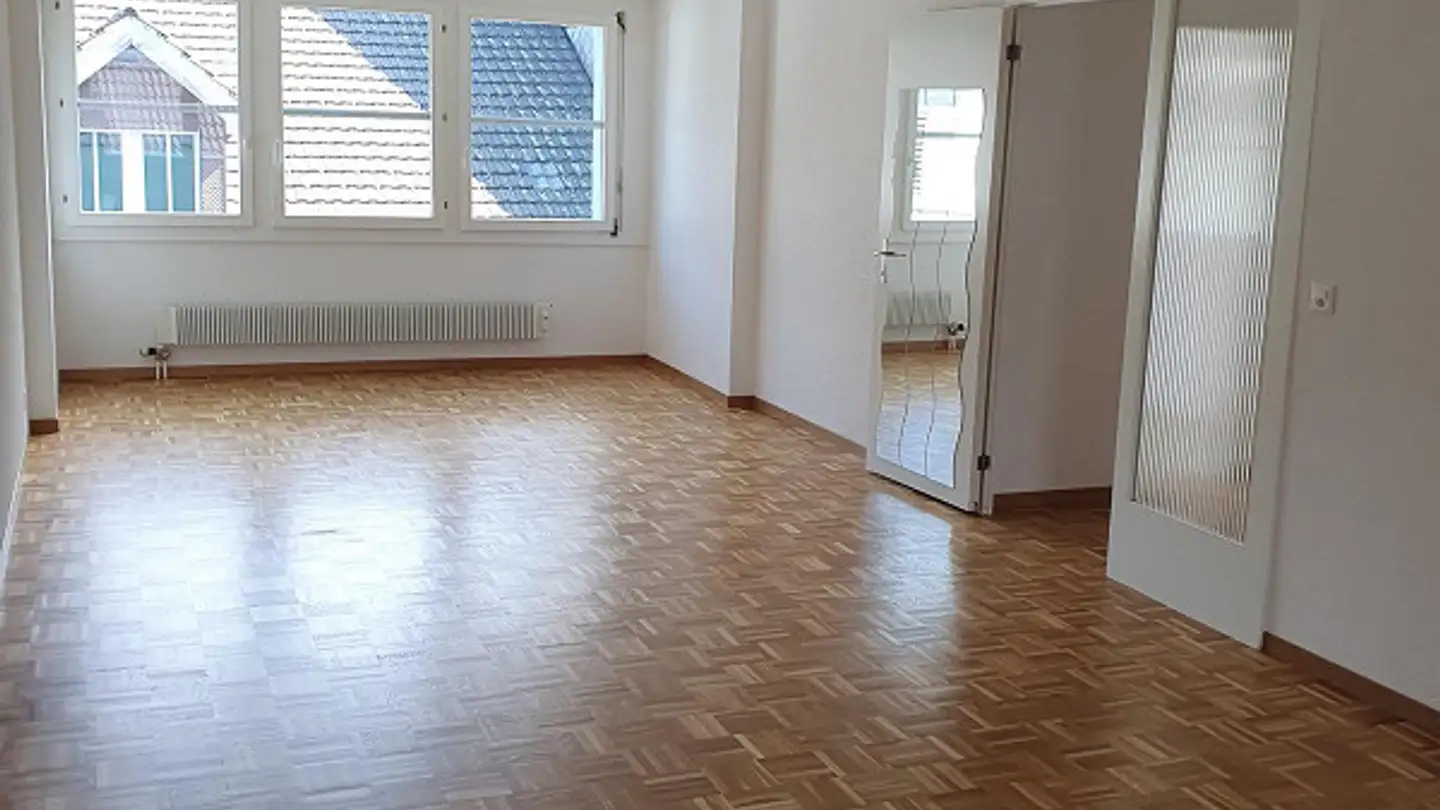 Wohnung mieten - Marktstrasse 10, 8853 Lachen SZ - Foto 3