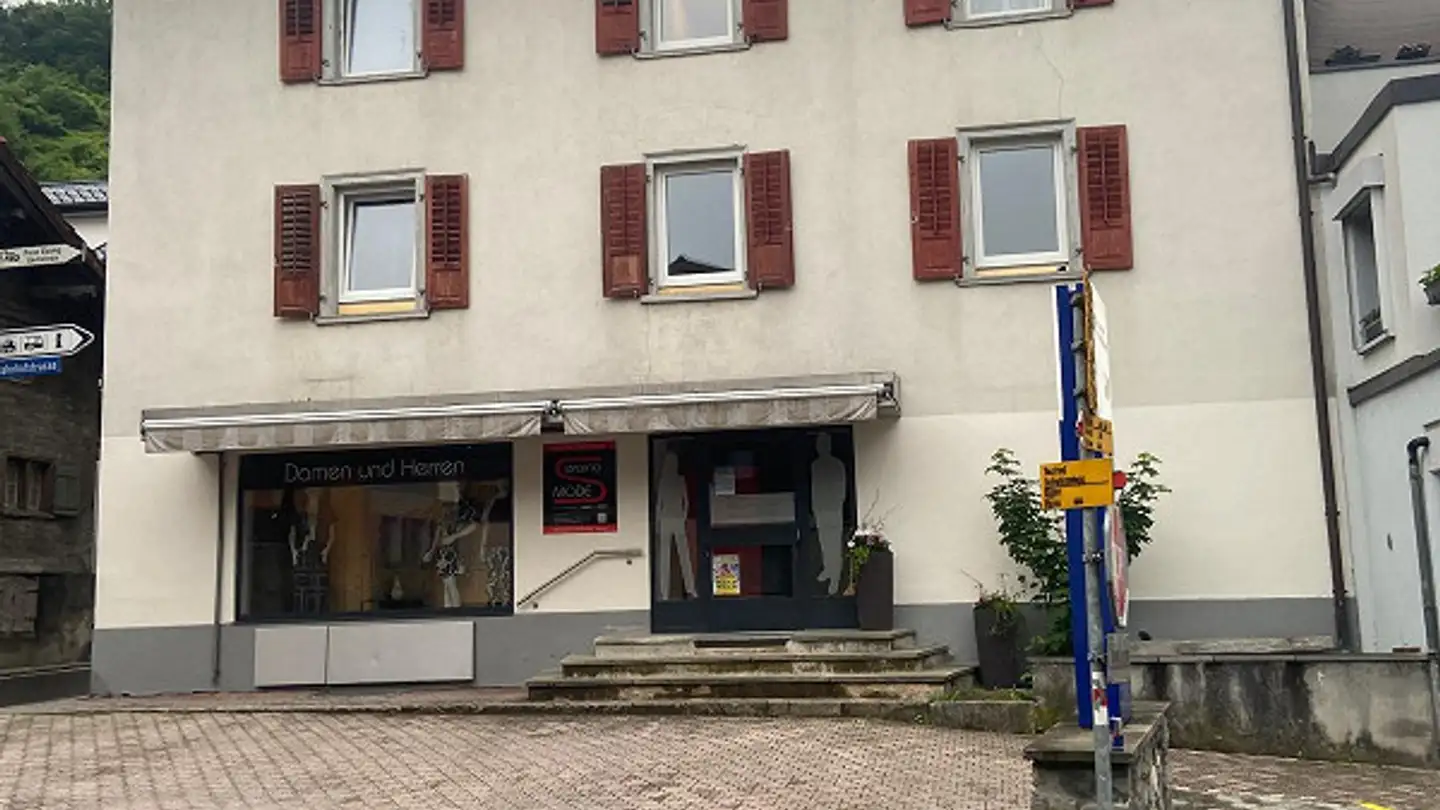 Commercial for rent - Bahnhofstrasse 1, 7220 Schiers