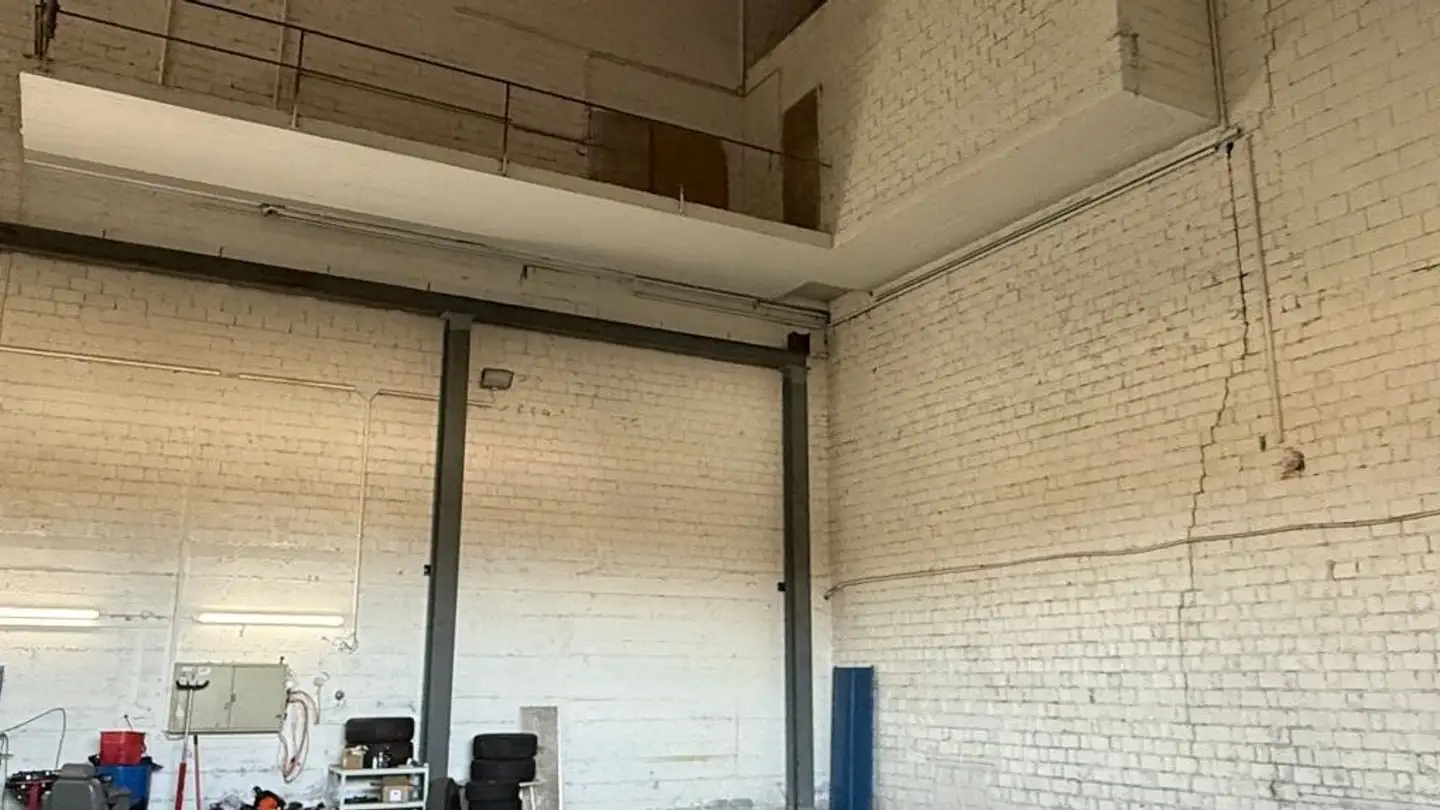 Industrial property for rent - 3280 Murten