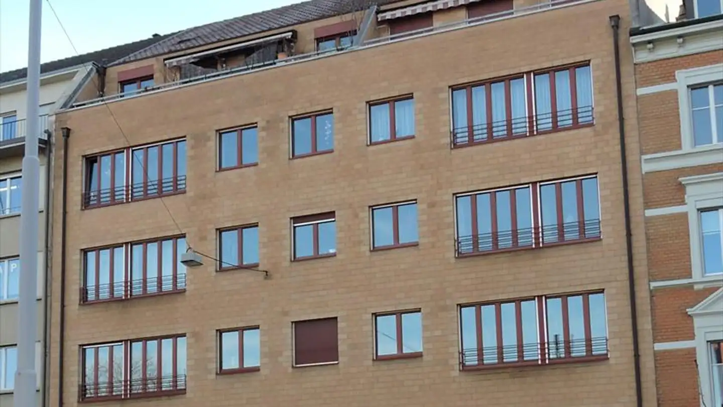 Tiefgaragenstellplatz mieten - Solothurnerstrasse 19, 4053 Basel
