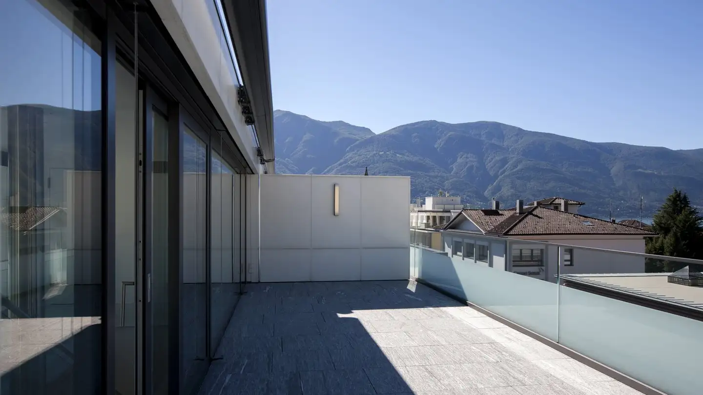 Attico in affitto - Viale Bartolomeo Papio 1, 6612 Ascona - Photo 4