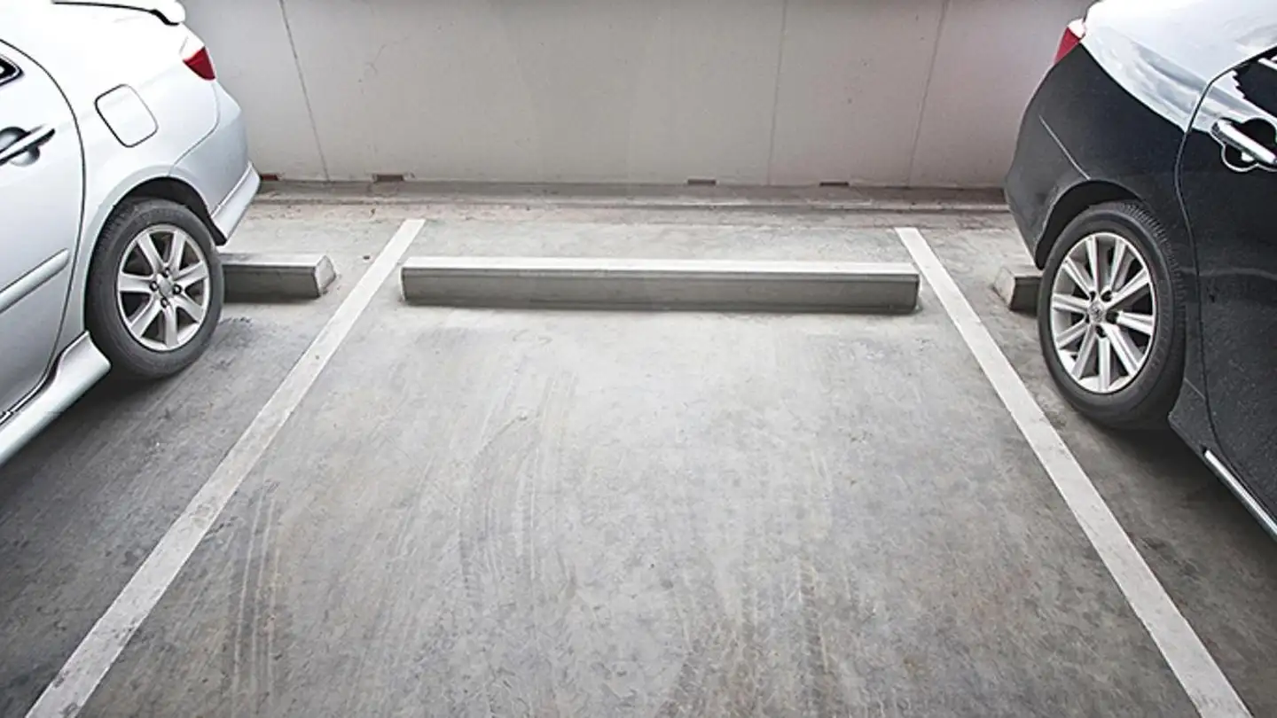 Garage individuel à louer - Chemin De Chambésy, 1292 Chambésy - Photo 2