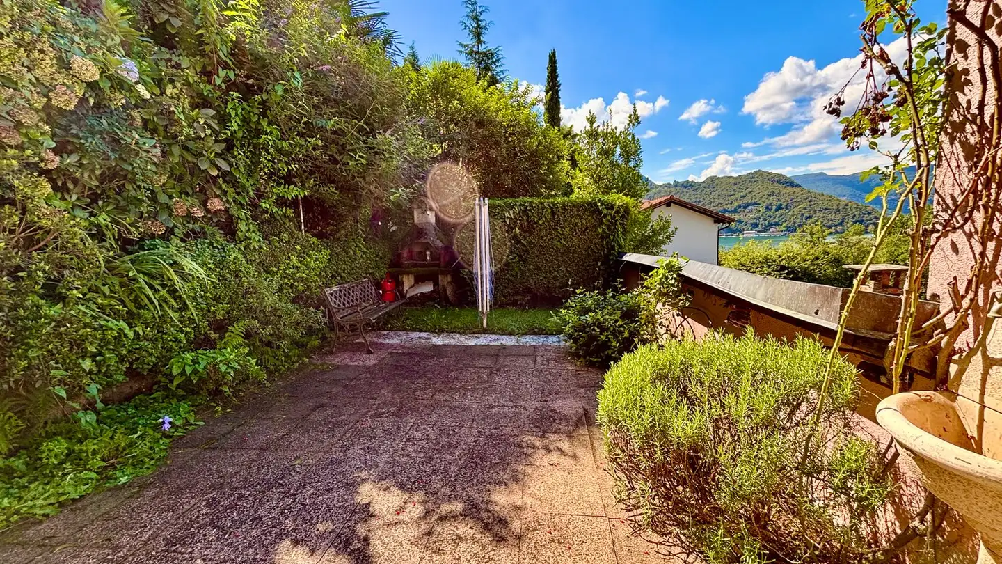 Single house for sale - 6918 Figino