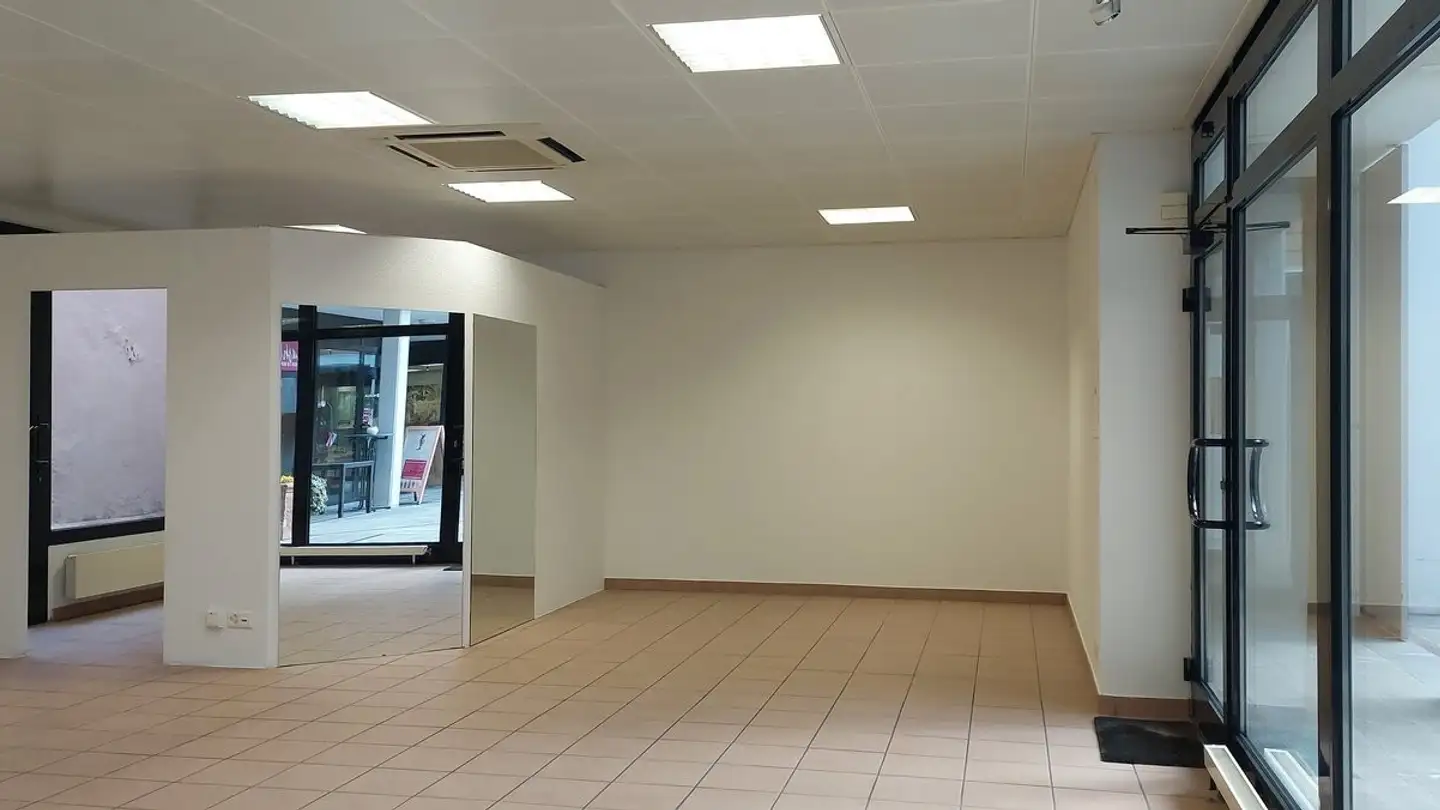 Negozio in affitto - Carrà Dei Nasi 1a, 6612 Ascona - Photo 2