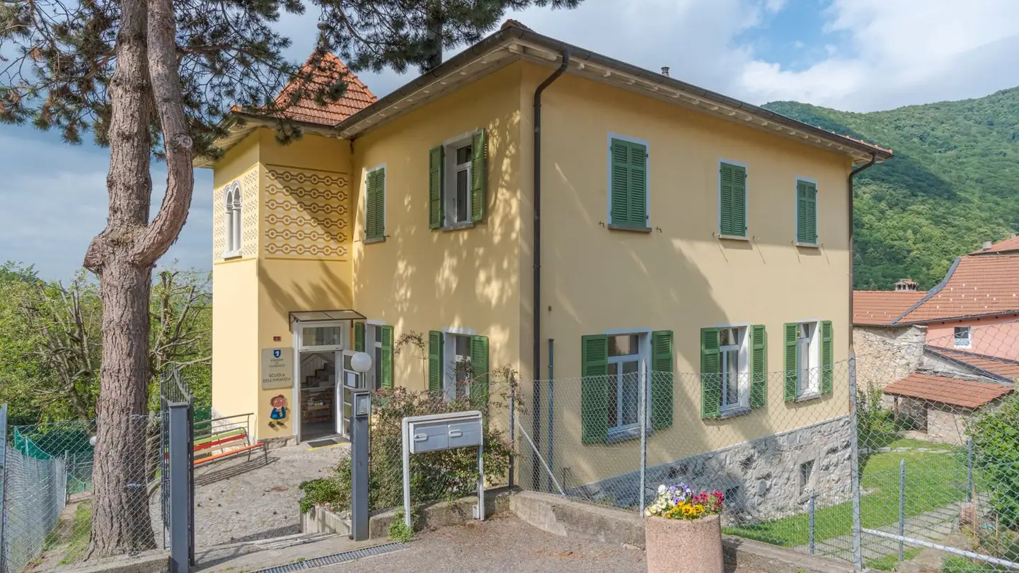 Apartment for rent - Via Asilo 4, 6837 Caneggio