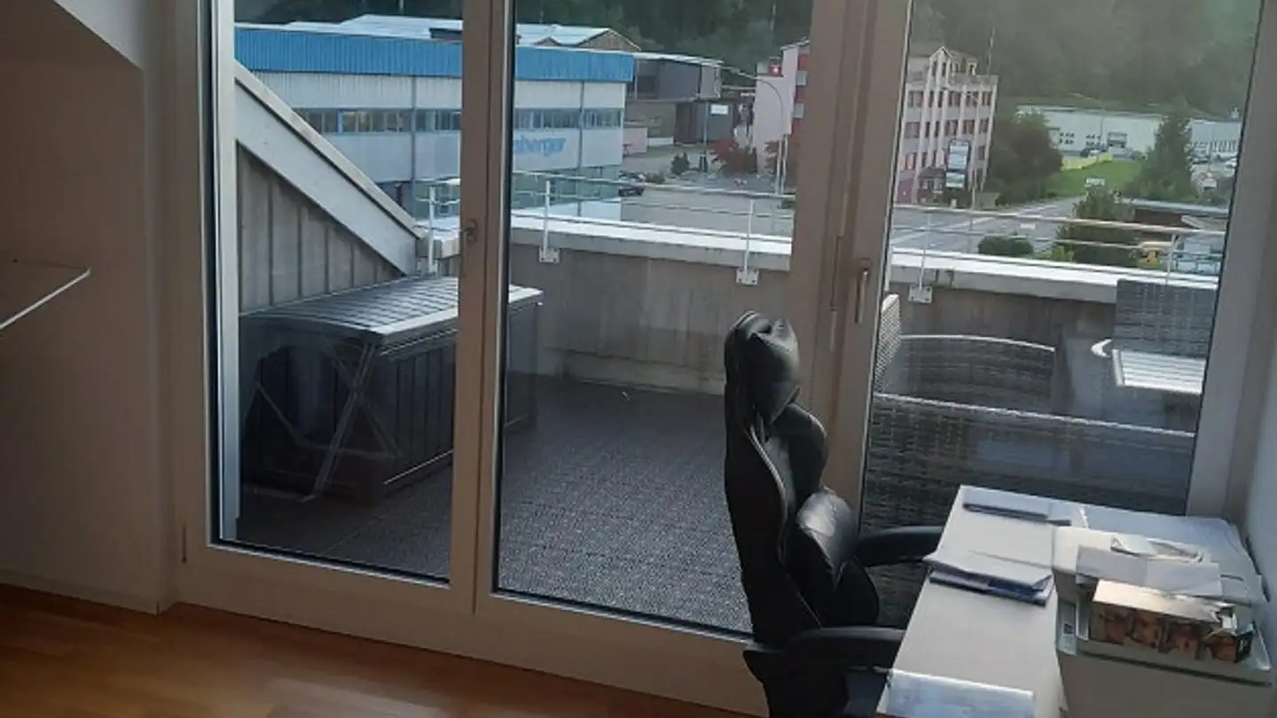 Attique à louer - 8494 Bauma - Photo 3