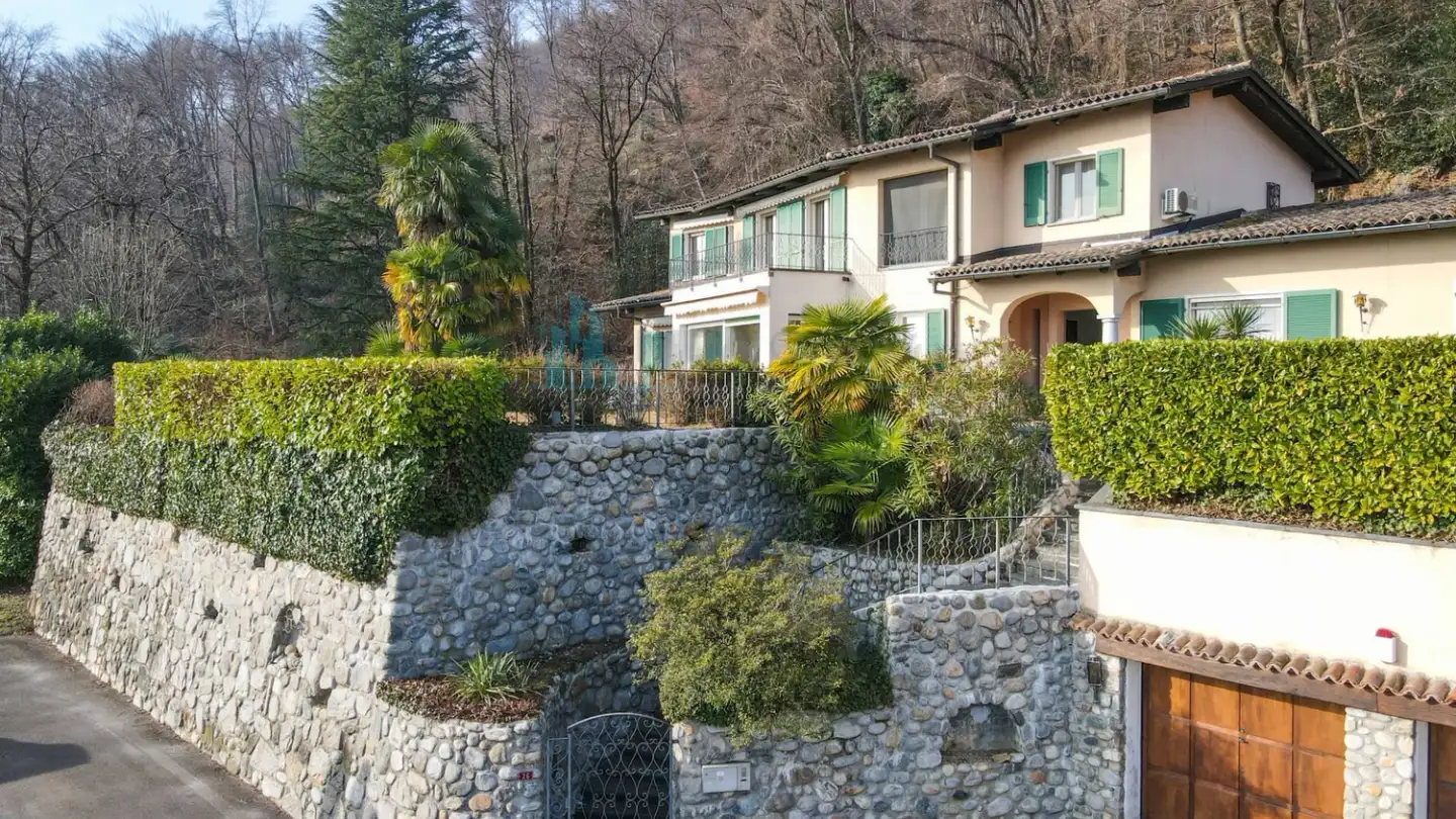 Villa for sale - Via Morella, 6984 Pura