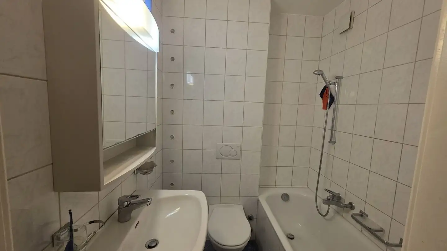 Appartement à louer - Rue De Bourgogne 86, 2000 Neuchâtel - Photo 4