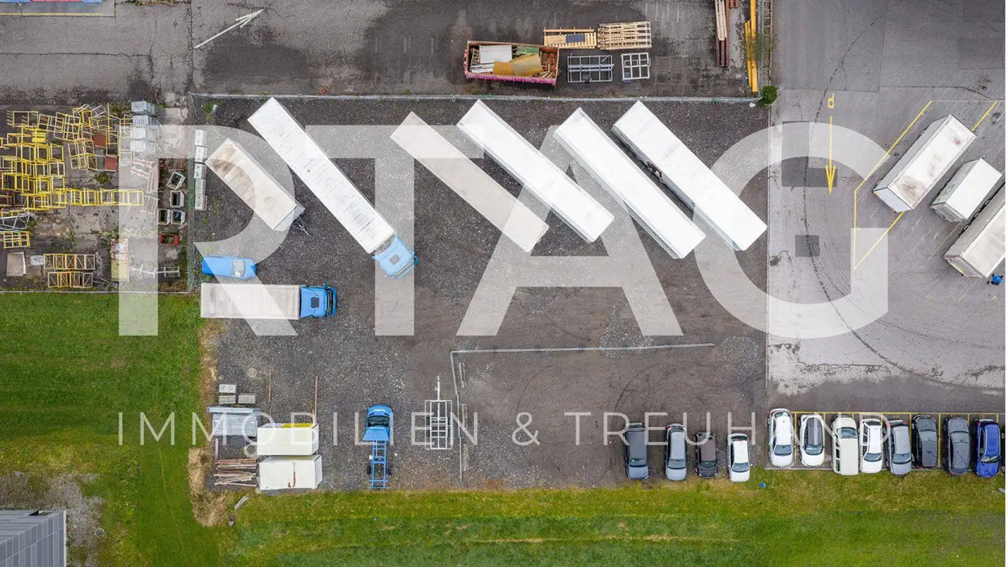 Outdoor parking space for rent - Musterplatzstrasse 5, 9442 Berneck