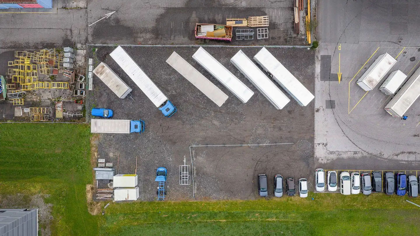 Outdoor parking space for rent - Musterplatzstrasse 5, 9442 Berneck - Photo 2