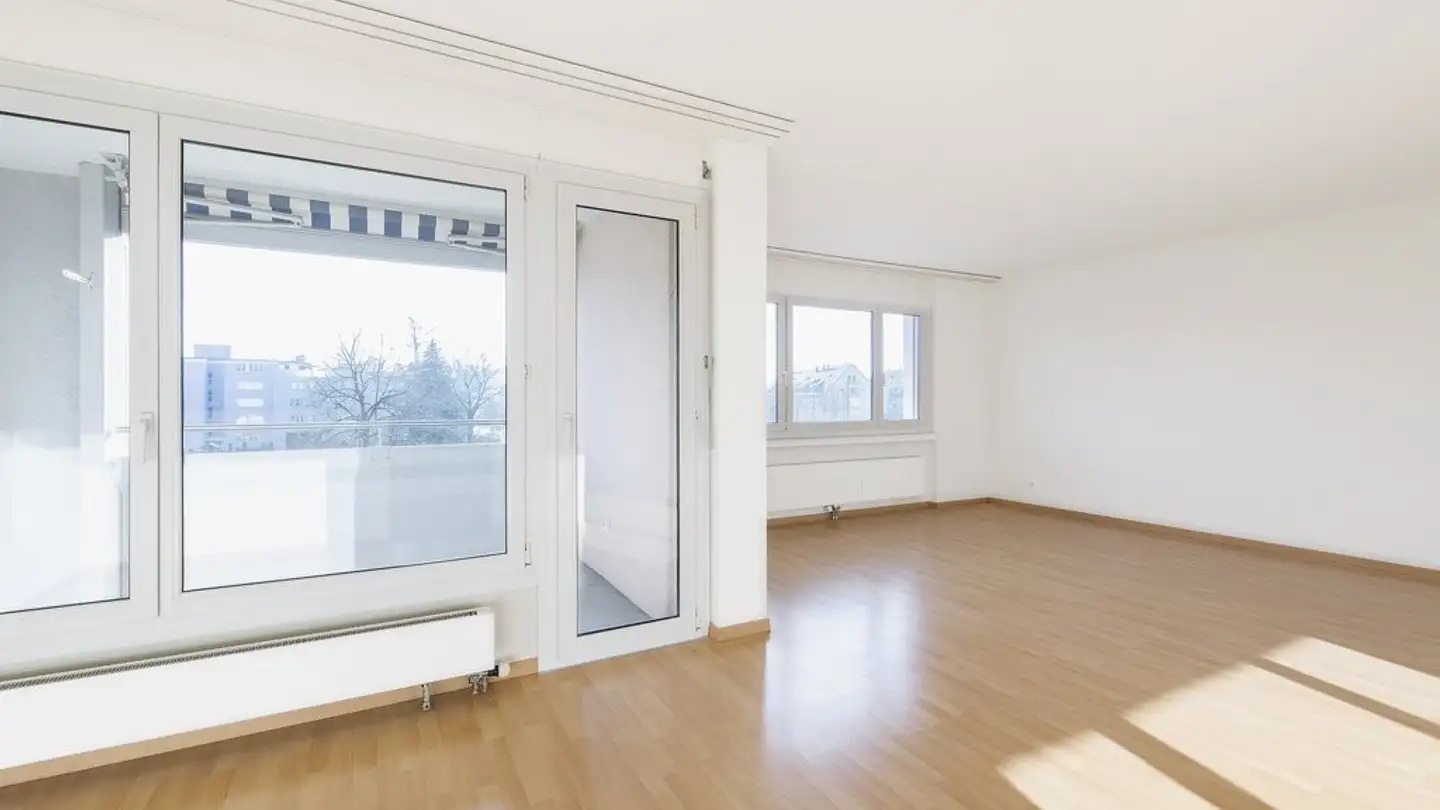 Appartement à louer - Lindenstrasse 36, 8155 Niederhasli - Photo 3