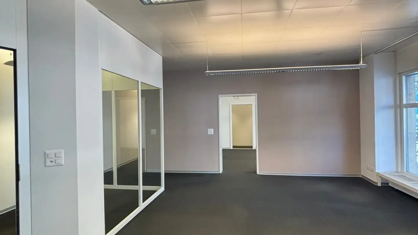 Gewerbe mieten - Winterthurerstrasse 2, 5080 Laufenburg - Foto 2