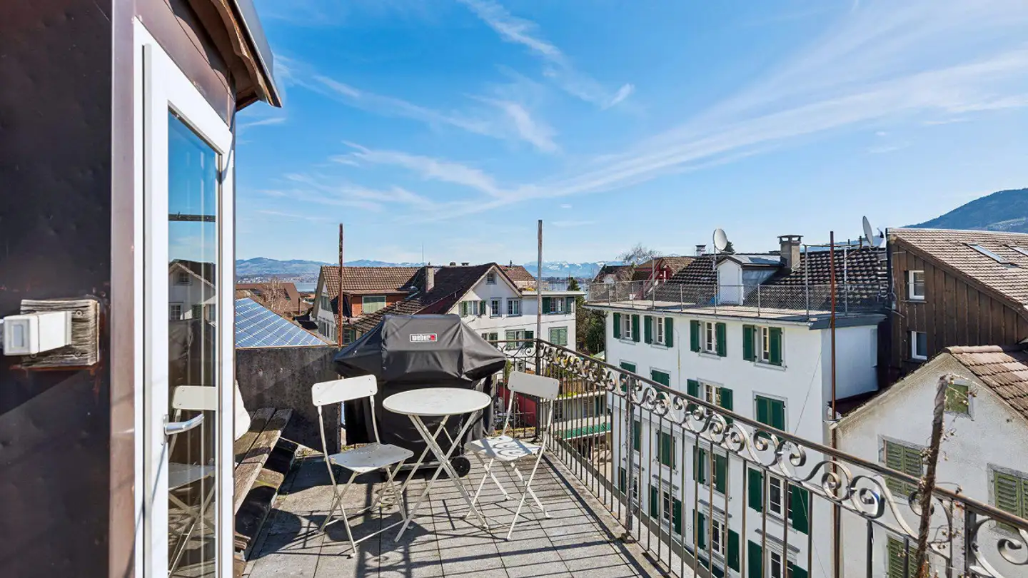 Edificio ad uso misto in vendita - Dorfstrasse 37, 8805 Richterswil