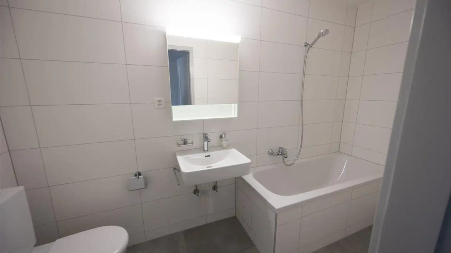 Appartamento in affitto - Avenue De La Gare 18, 2800 Delémont - Photo 2