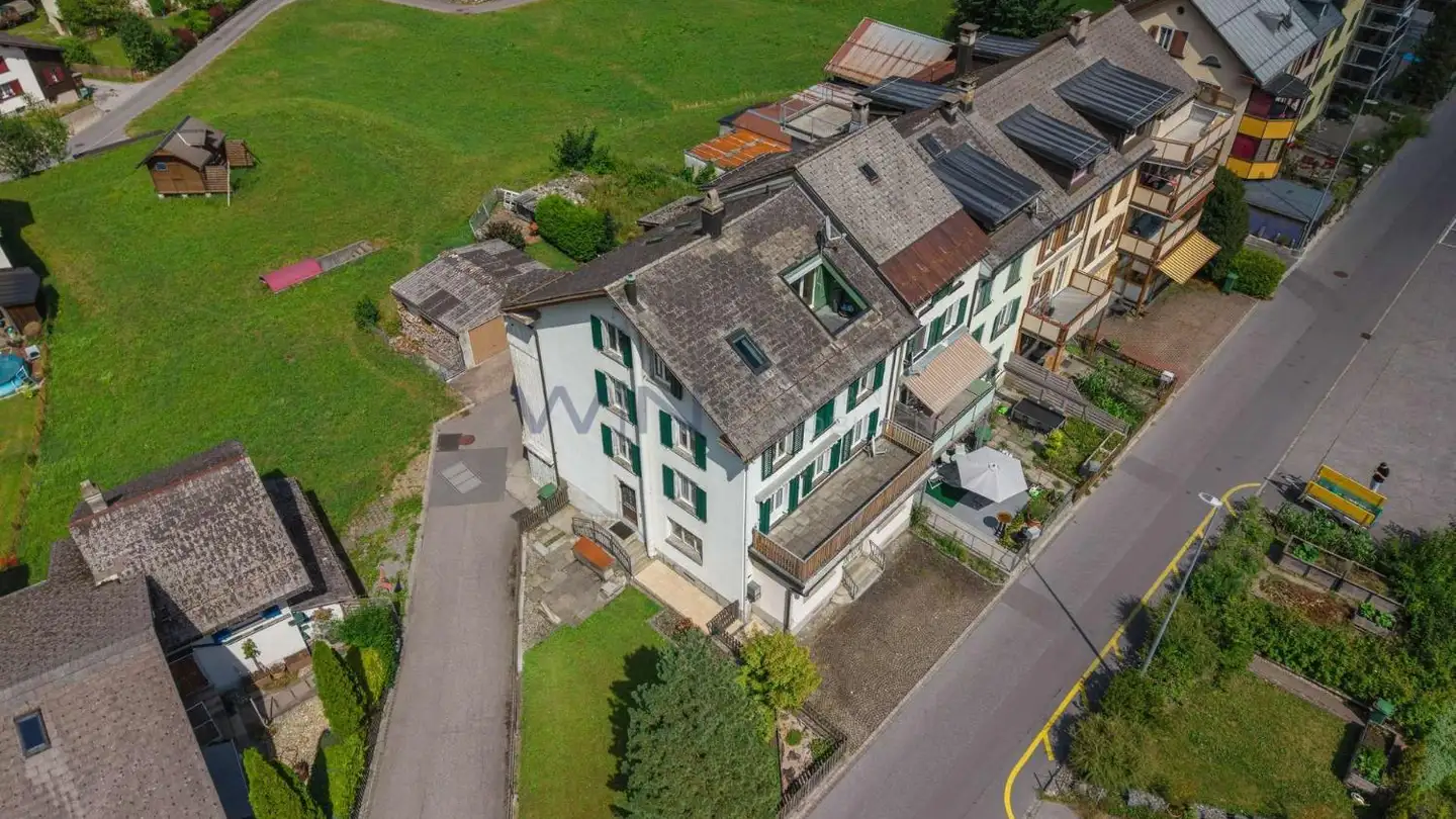 Edificio residenziale in vendita - 8775 Luchsingen