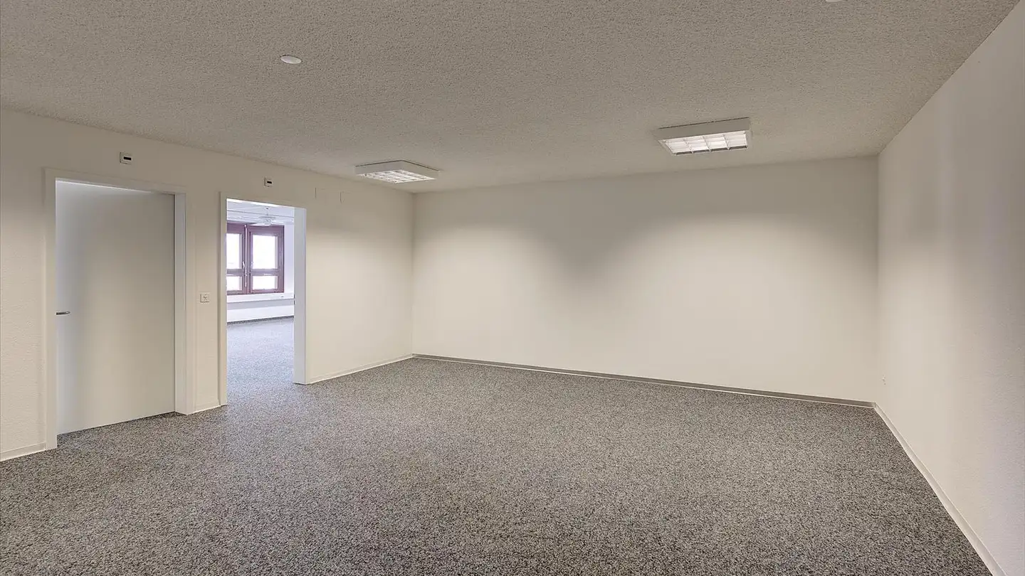Mischgenutztes Gebäude mieten - Zentralplatz 2b, 5507 Mellingen