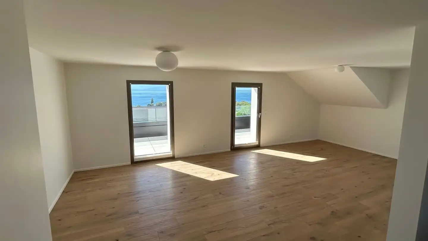 Dachgeschosswohnung mieten - 1166 Perroy - Foto 3