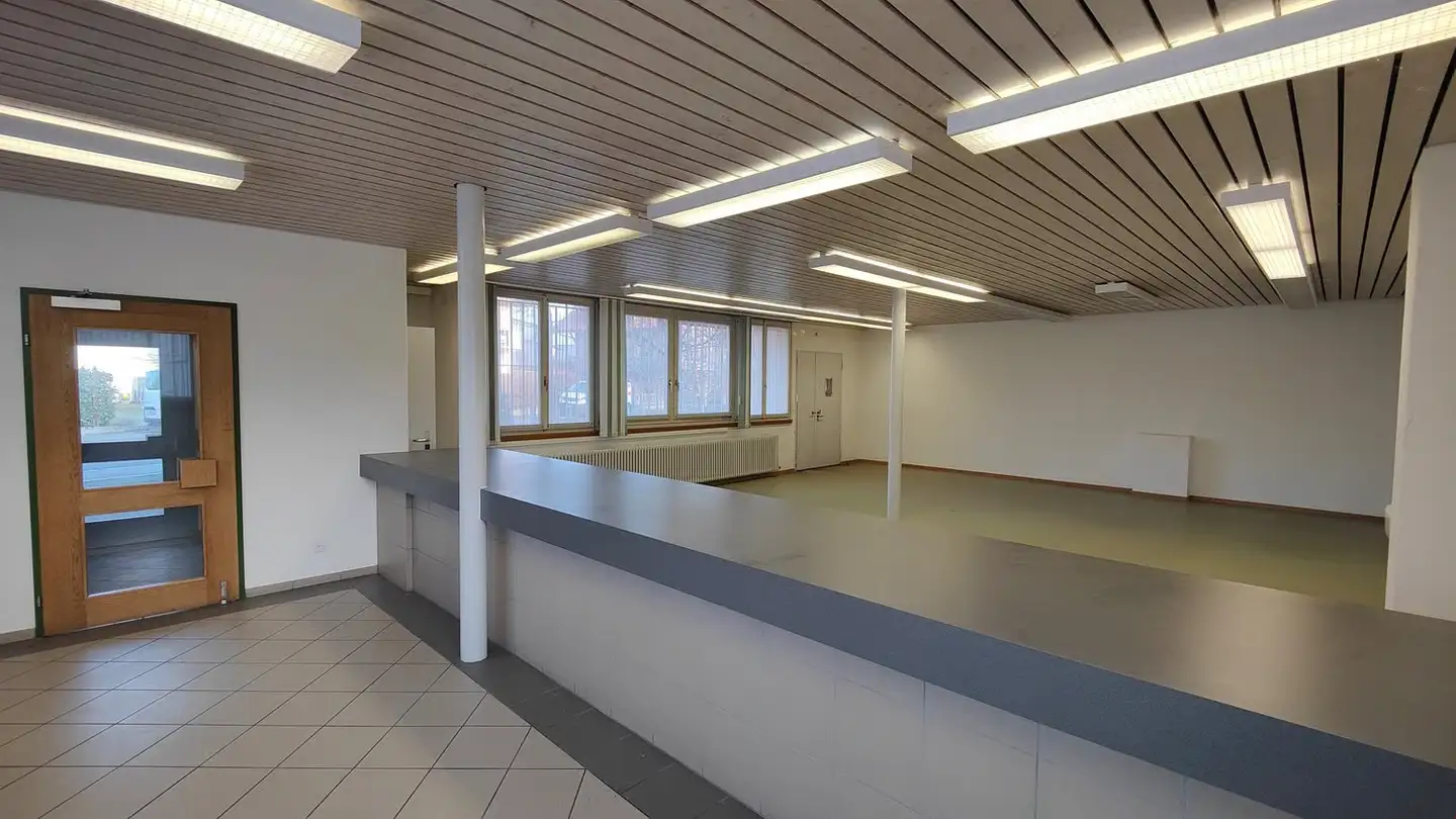 Gewerbe mieten - Lerchenfeldstrasse 43, 3603 Thun - Foto 2
