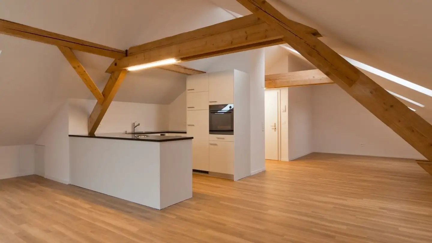 Attique à louer - Tannenstrasse, 8500 Frauenfeld - Photo 2