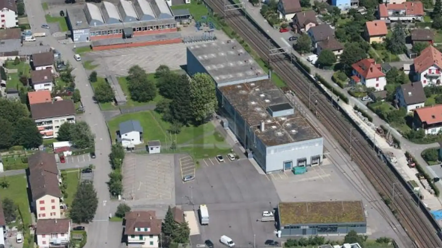 Outdoor parking space for rent - 4528 Zuchwil