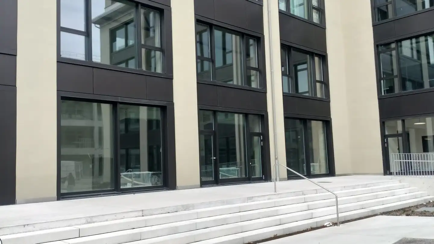 Industrial property for rent - Bernapark 24, 3066 Stettlen