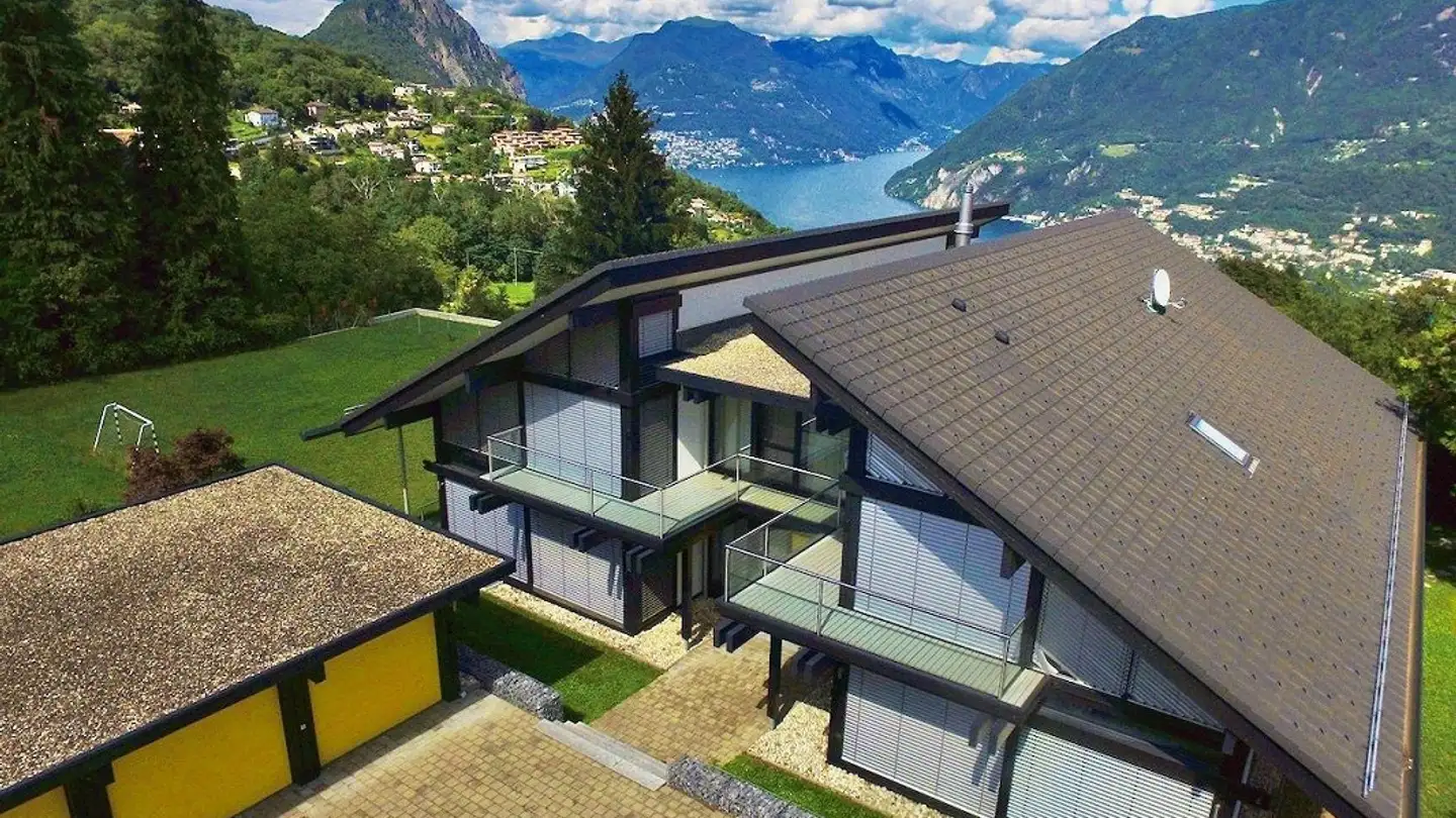 Villa in vendita - Via Colombei 17, 6914 Carona