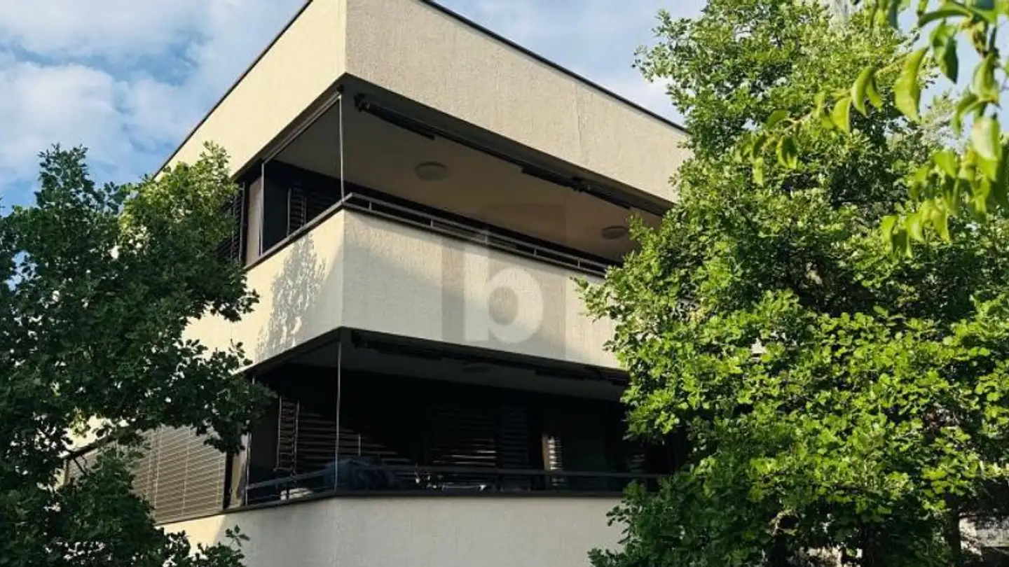 Apartment for rent - 4153 Reinach BL