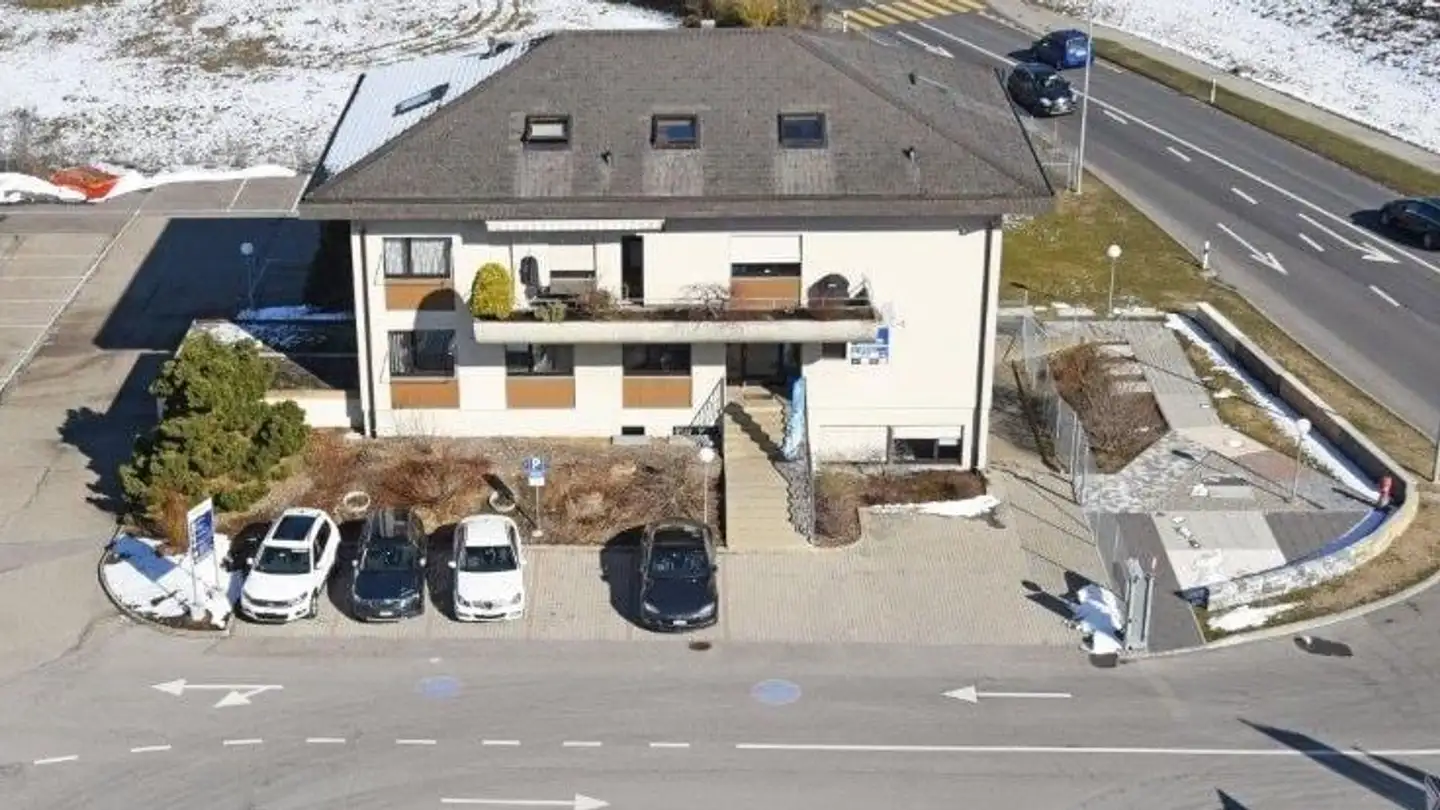 Commerciale in affitto - Murtenstrasse 25, 3186 Düdingen - Photo 2