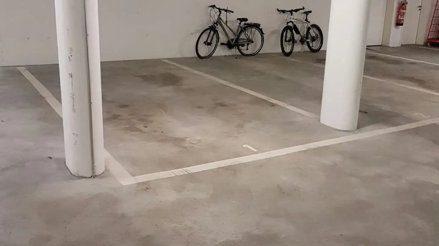 Underground parking space for rent - Unterdorfstrasse 16, 4415 Lausen - Photo 3