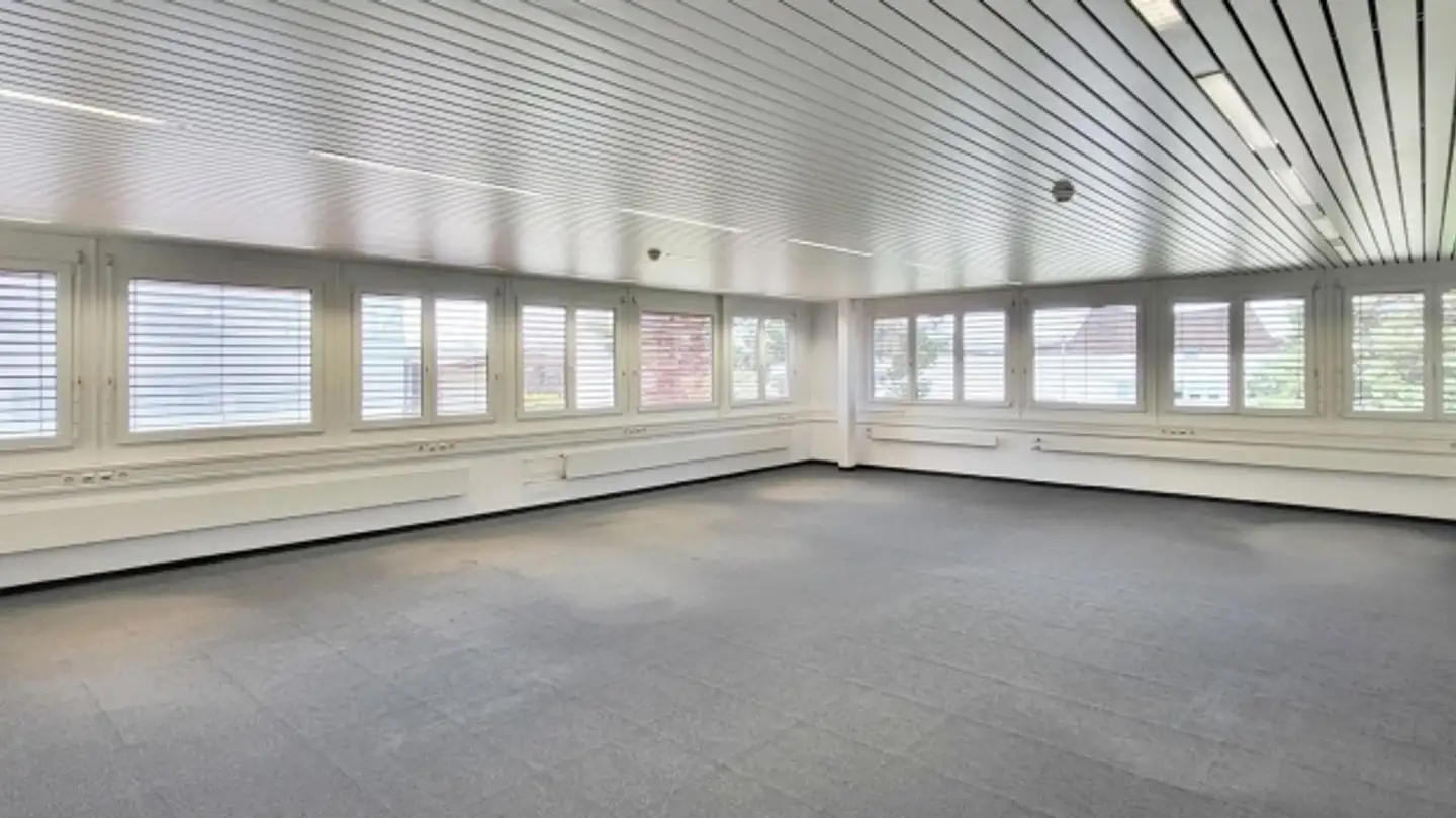 Office space for rent - Kastellstrasse 10, 8623 Wetzikon ZH - Photo 2
