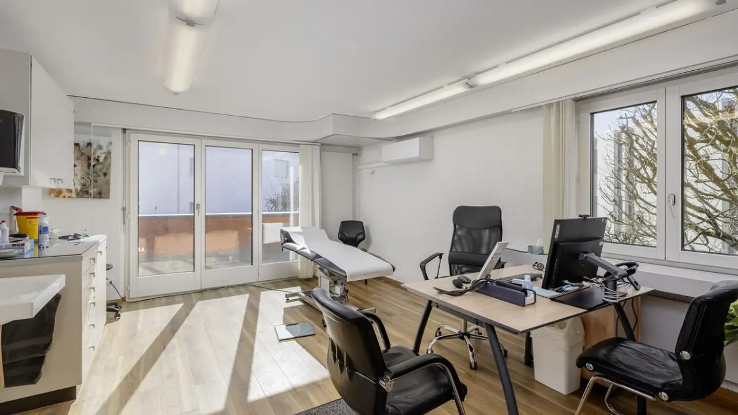 Edificio ad uso misto in vendita - Bahnhofstrasse 27, 8854 Siebnen - Foto 3