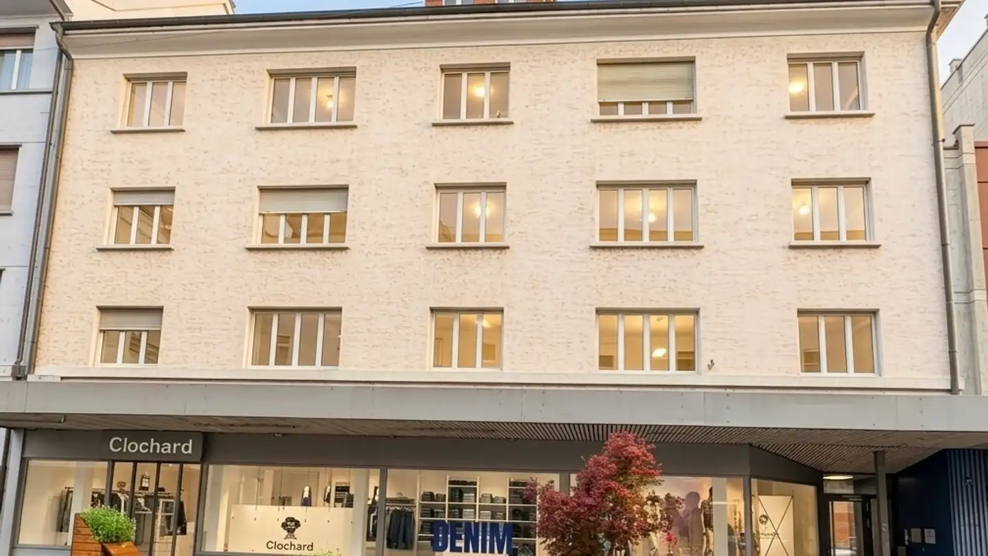 Mischgenutztes Gebäude kaufen - Avenue De La Gare, 2800 Delémont