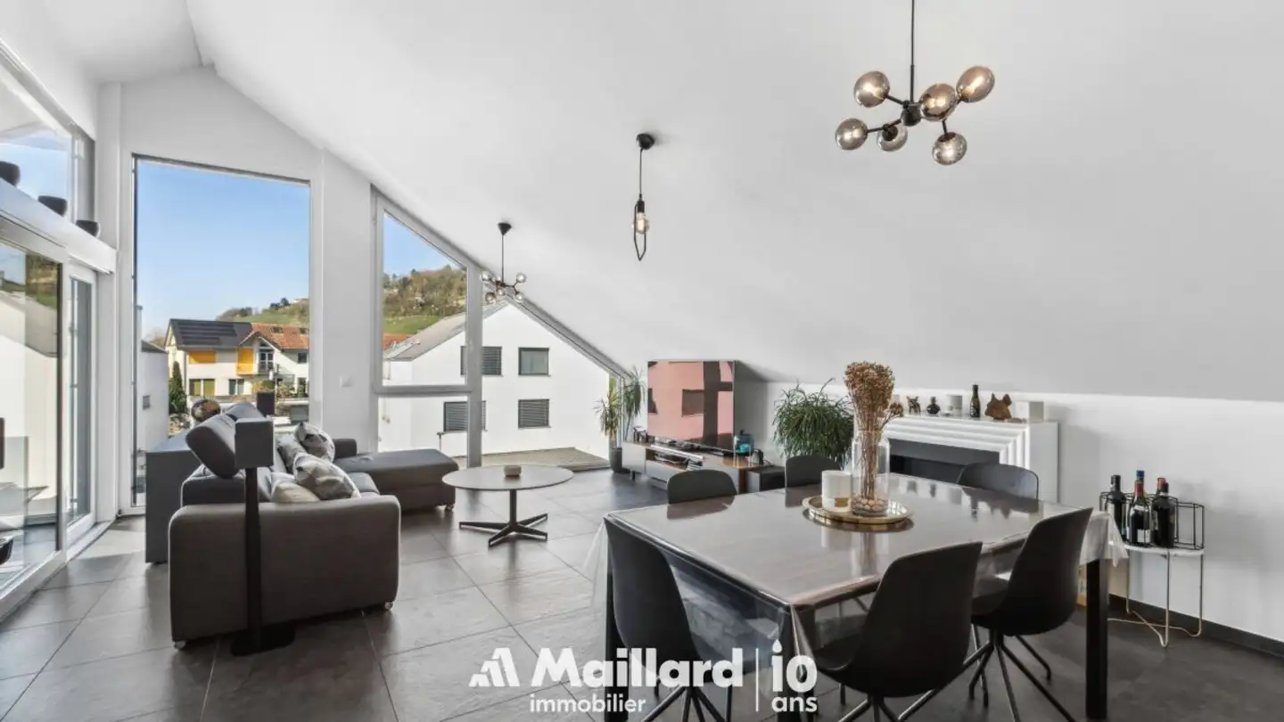 Apartment for sale - 1786 Sugiez