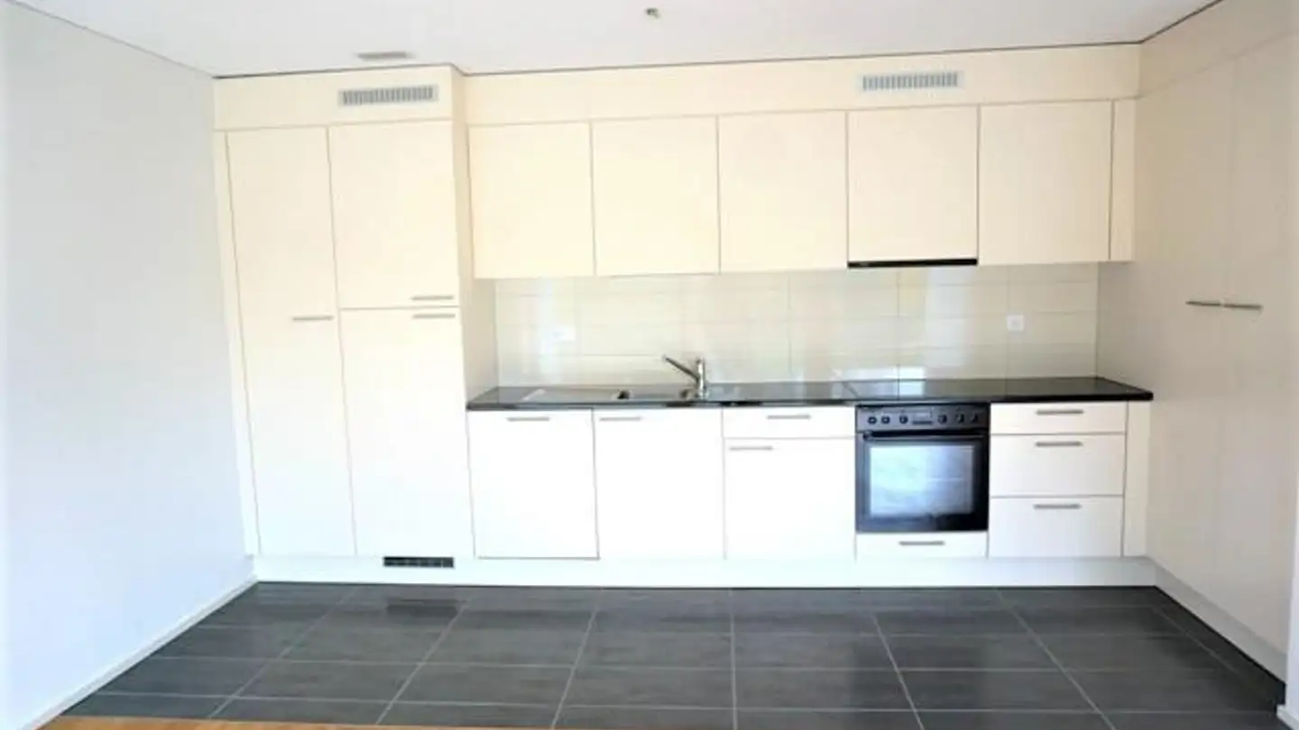 Apartment for rent - Neufeldstrasse 7, 8154 Oberglatt ZH - Photo 2