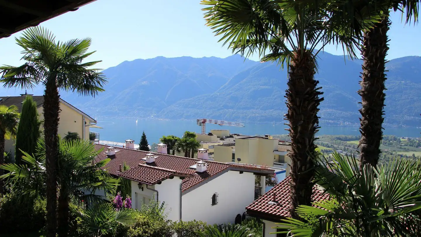Stepped house for sale - 6605 Locarno - Photo 3