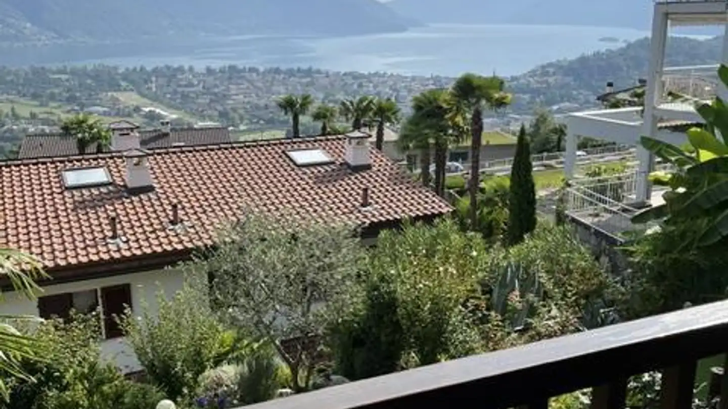 Stepped house for sale - 6605 Locarno - Photo 4