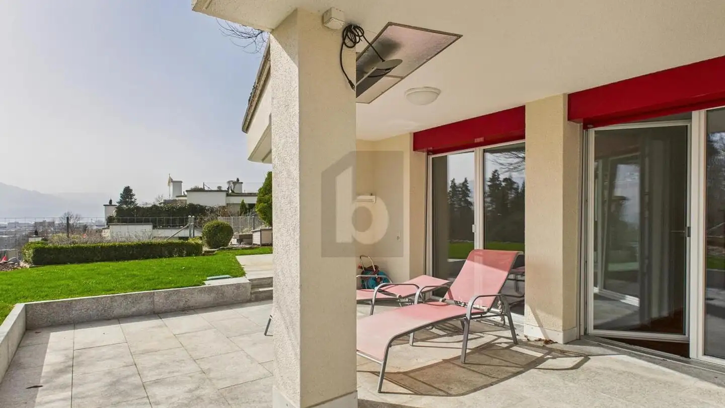 Stepped apartment for rent - 8645 Jona - Photo 2