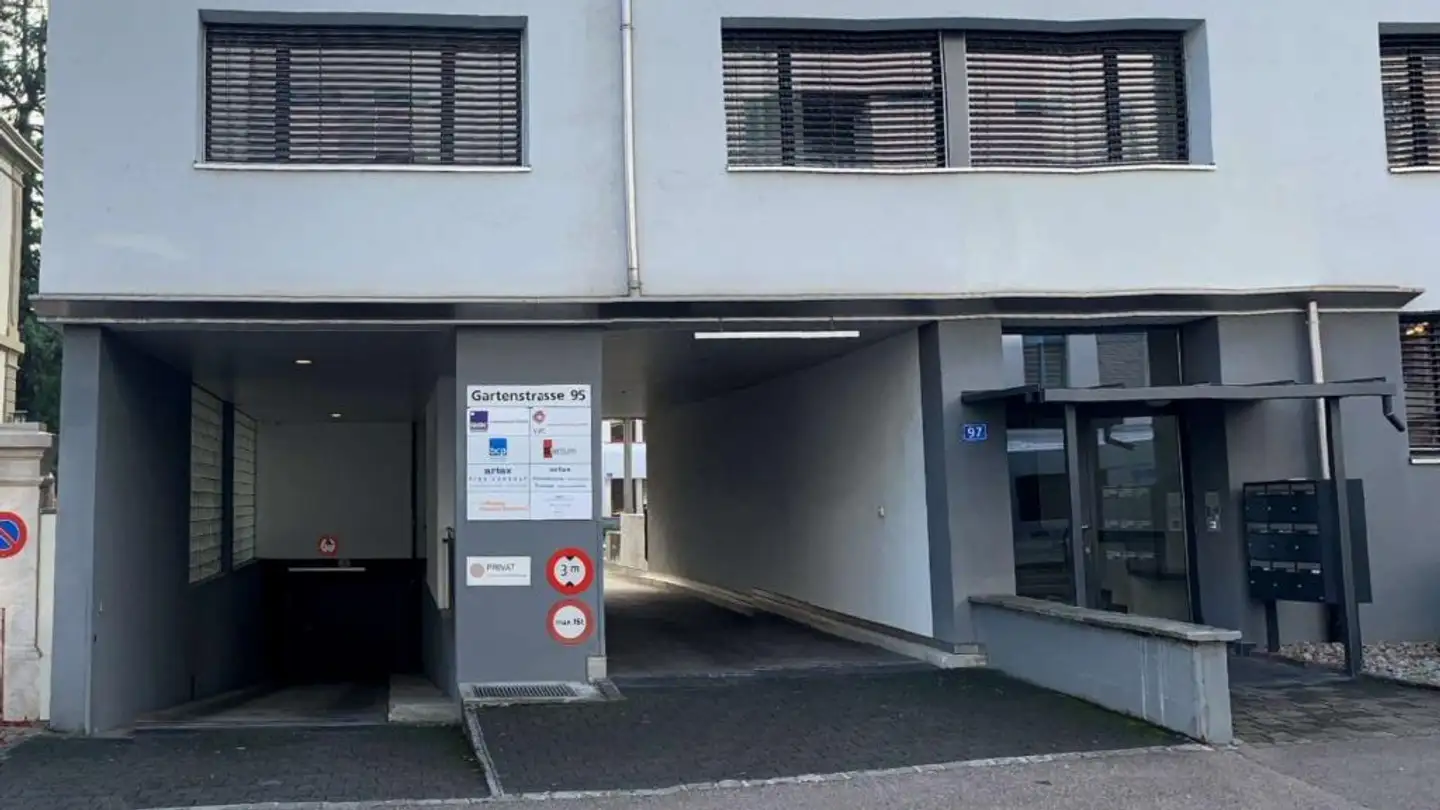 Single garage for rent - Gartenstrasse 95, 4052 Basel - Photo 2