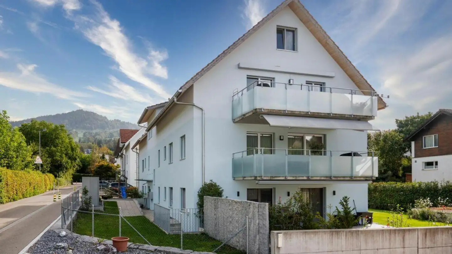 Apartment for sale - Edikerstrasse 7, 8340 Hinwil - Photo 2