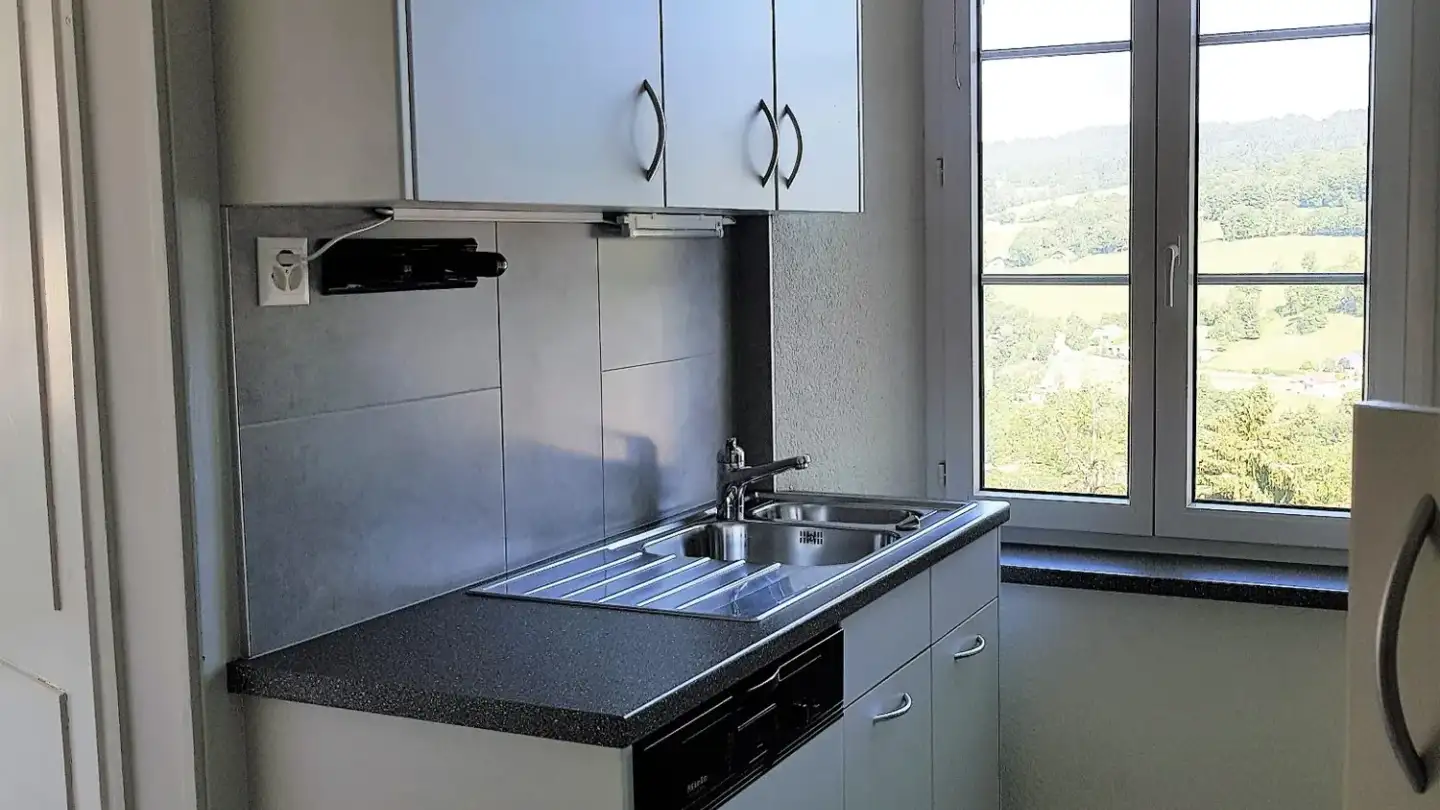 Apartment for rent - Rue Du Lac 8, 2416 Les Brenets - Photo 2